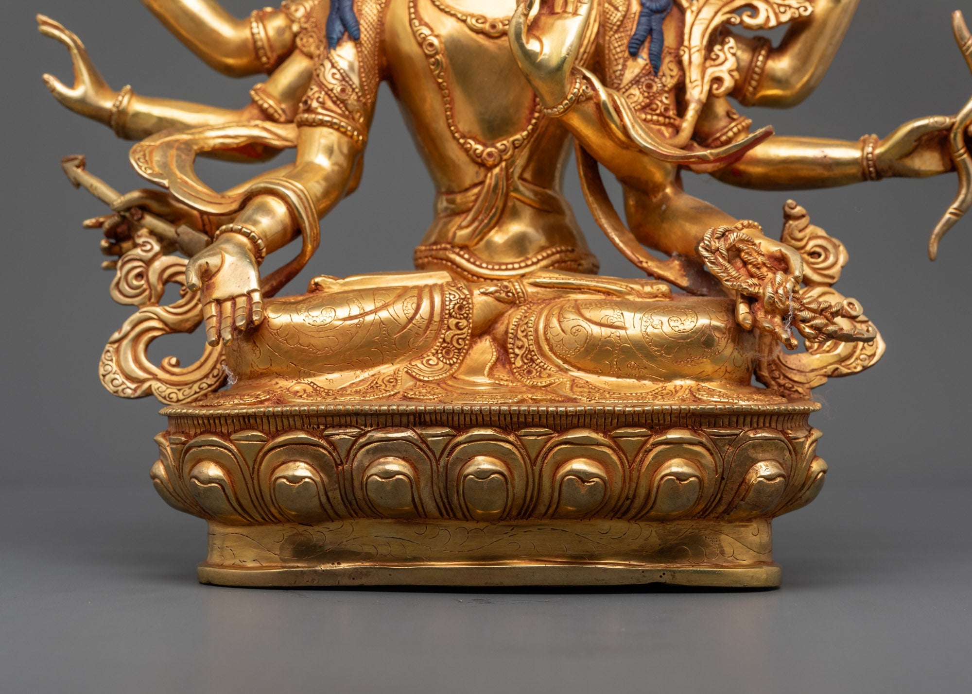 Exquisite Maha Manjushri Statue | Traditional Tibetan Buddhist Artwork