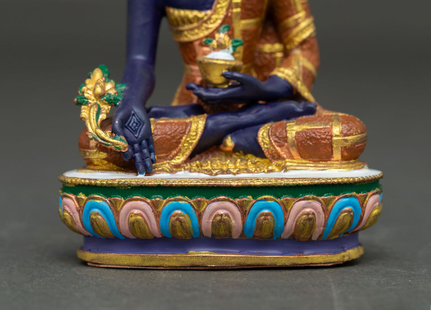 Medicine Buddha Statue