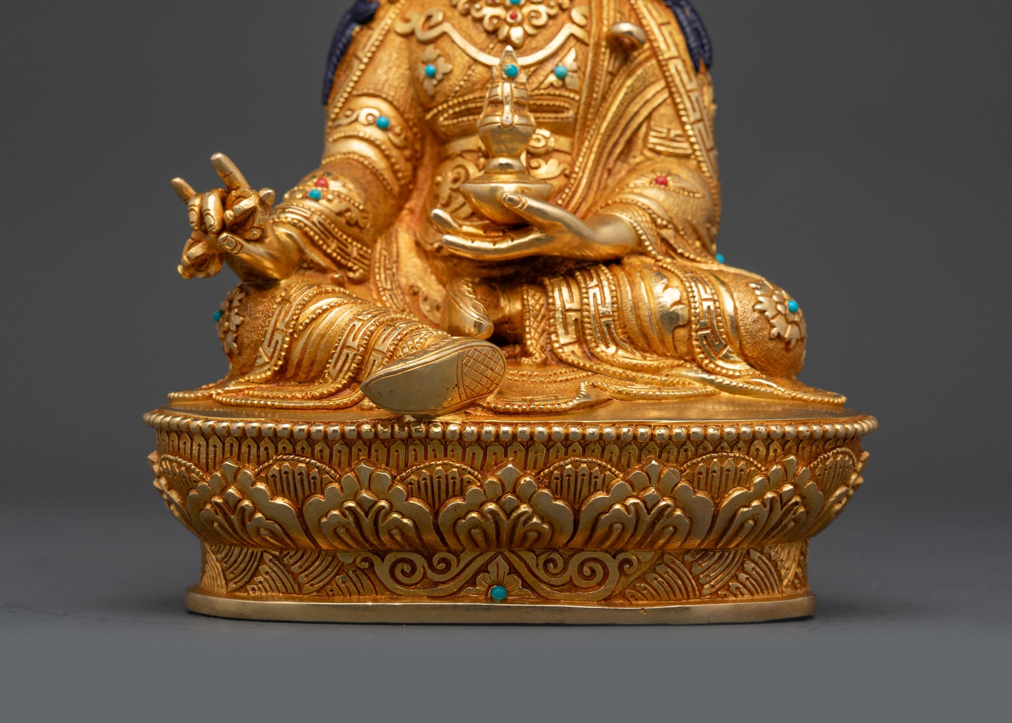 Guru Rinpoche Statue