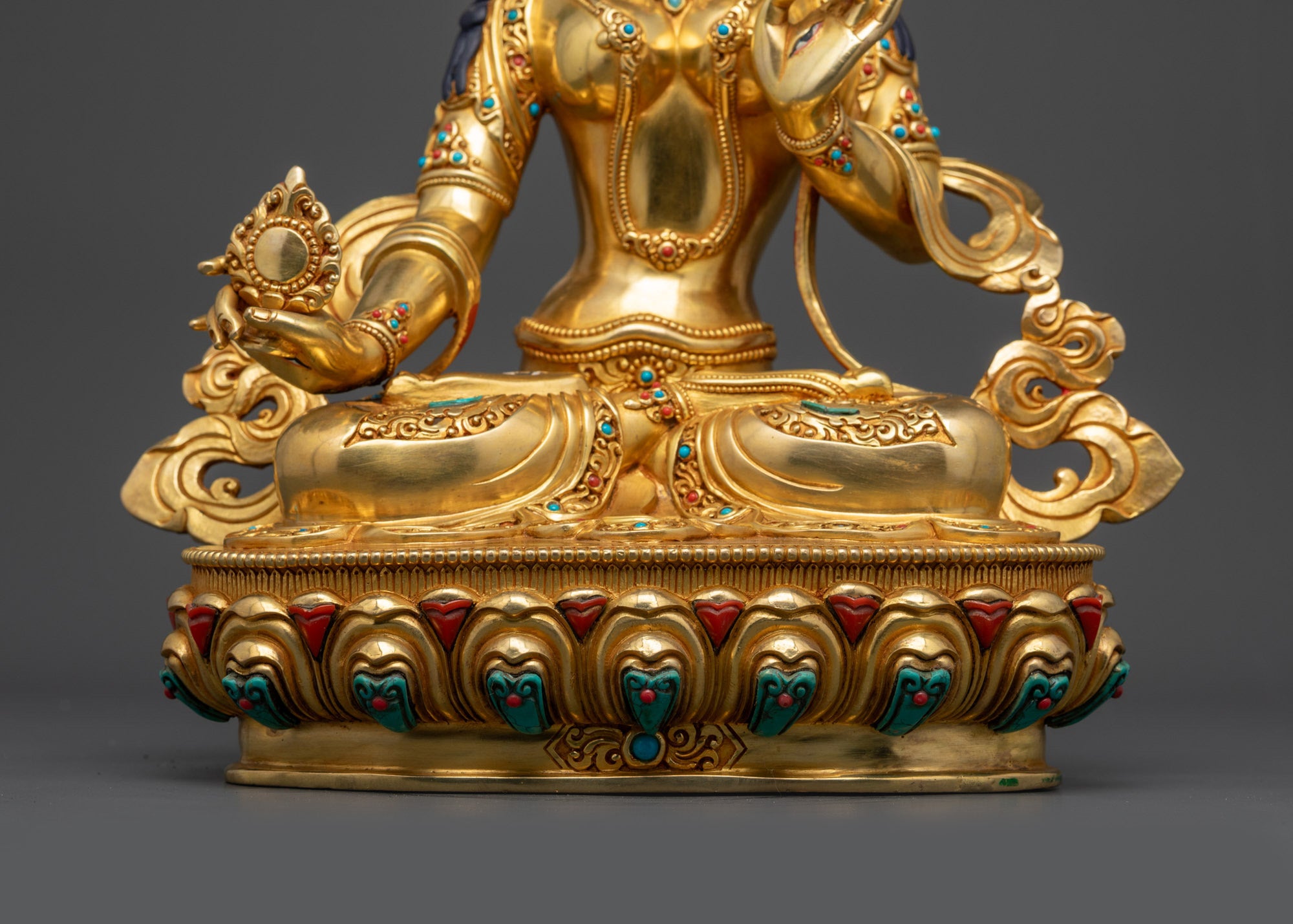 Gold Fire-Gilded Sitatapatra Dukar Statue | Buddhist Idol for Blessing