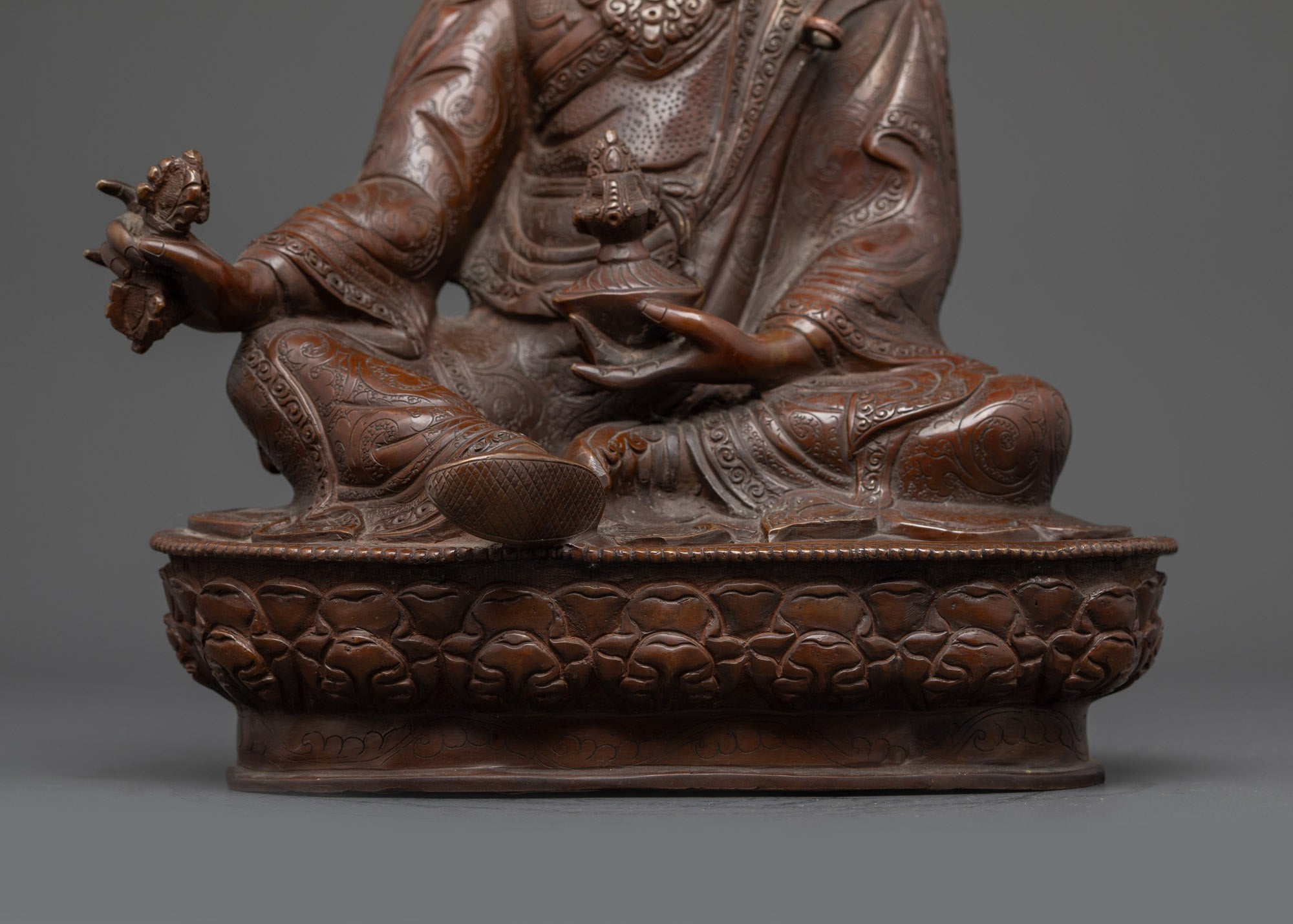 Guru Rinpoche Statue