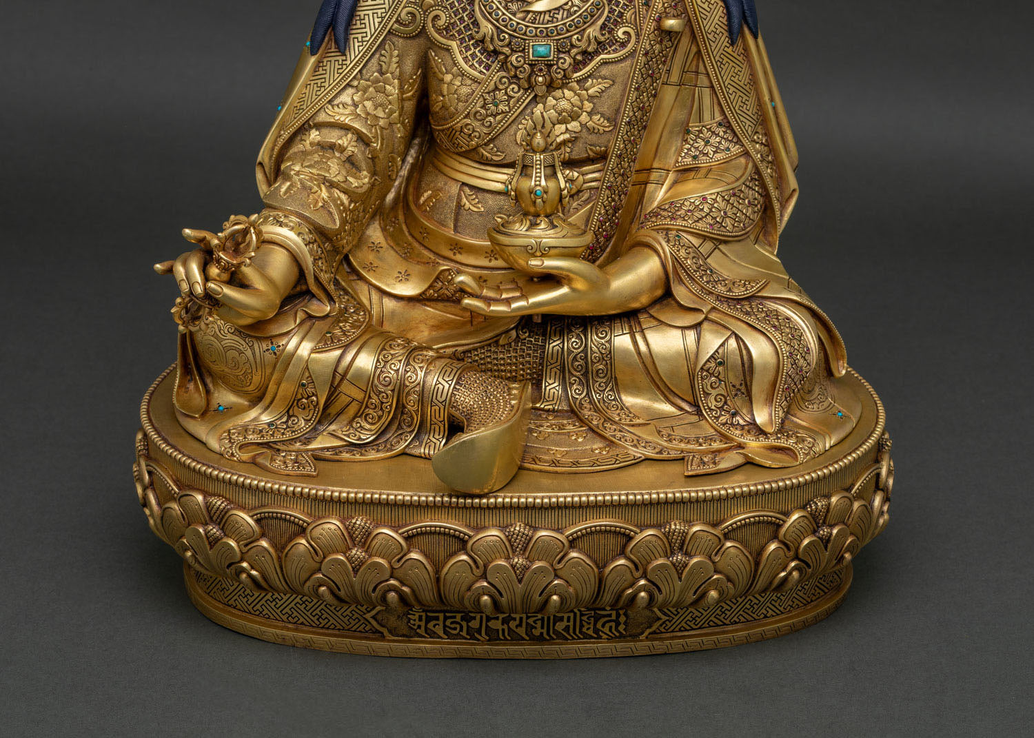Tibetan Padmasambhava Statue for Meditation & Prayer | Nepalese Craft