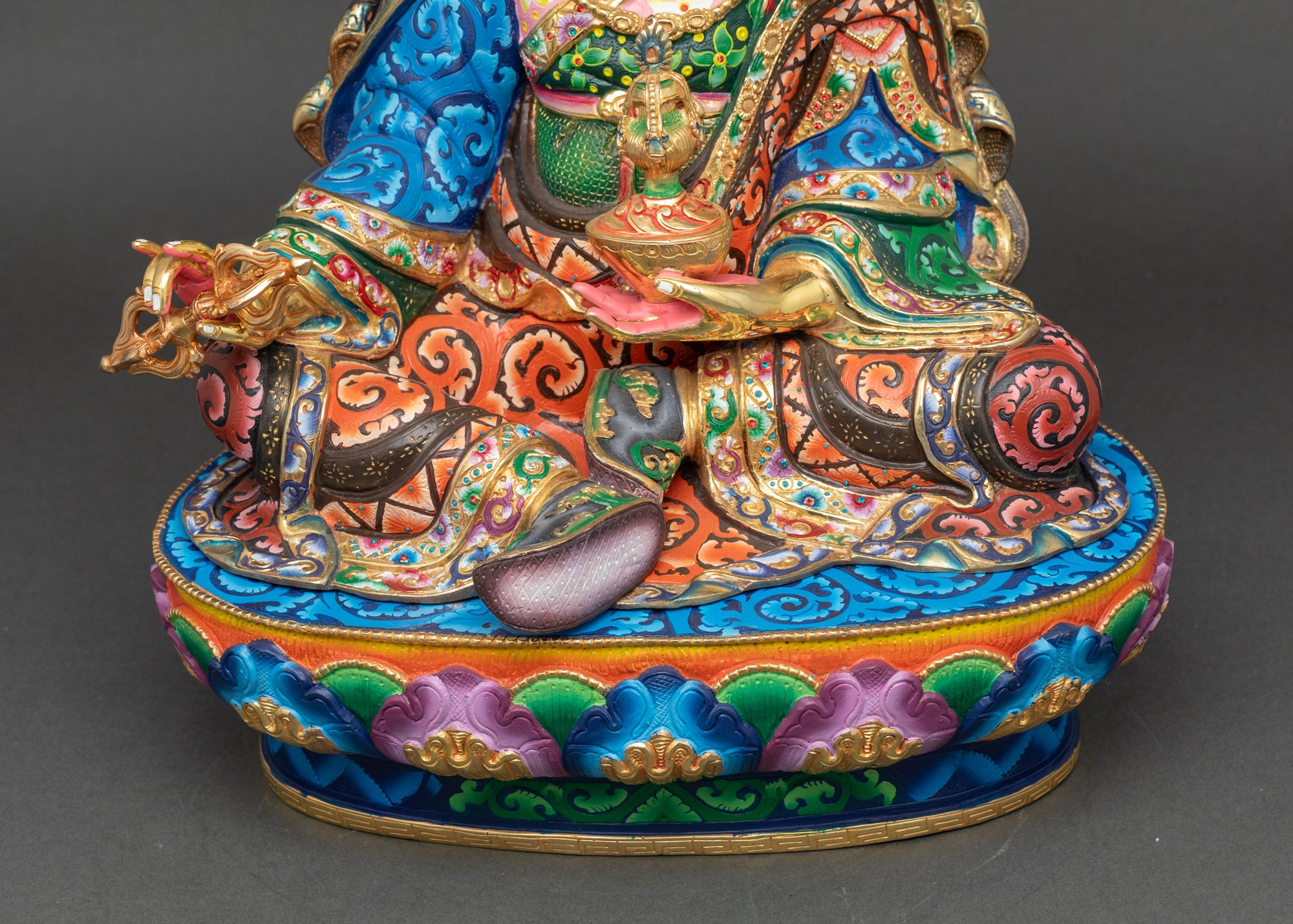 Elegant Guru Rinpoche Statue | Vajrayana Buddhist Master Sculpture