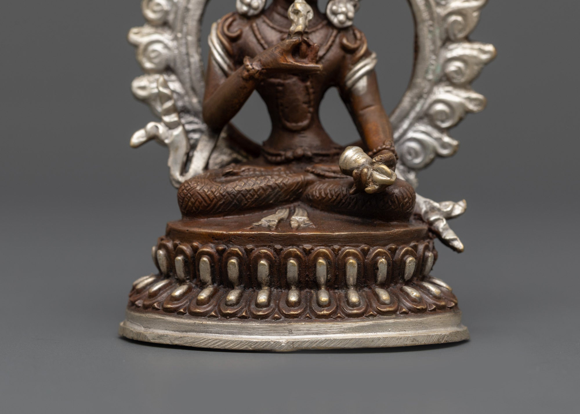 Spiritual Statue of Vajrasattva | Durable Machine-Made Sculpture