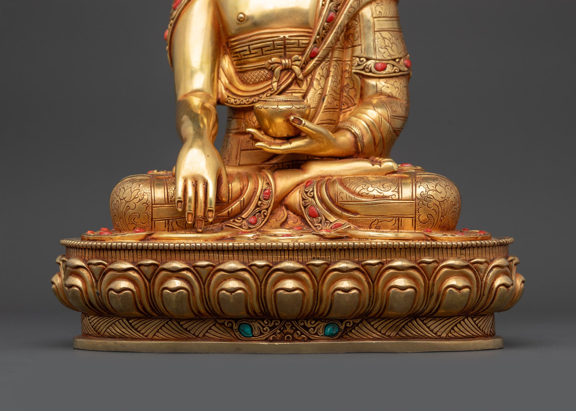 Buddha Shakyamuni Meditation Statue | High-Quality Buddhist Sculpture