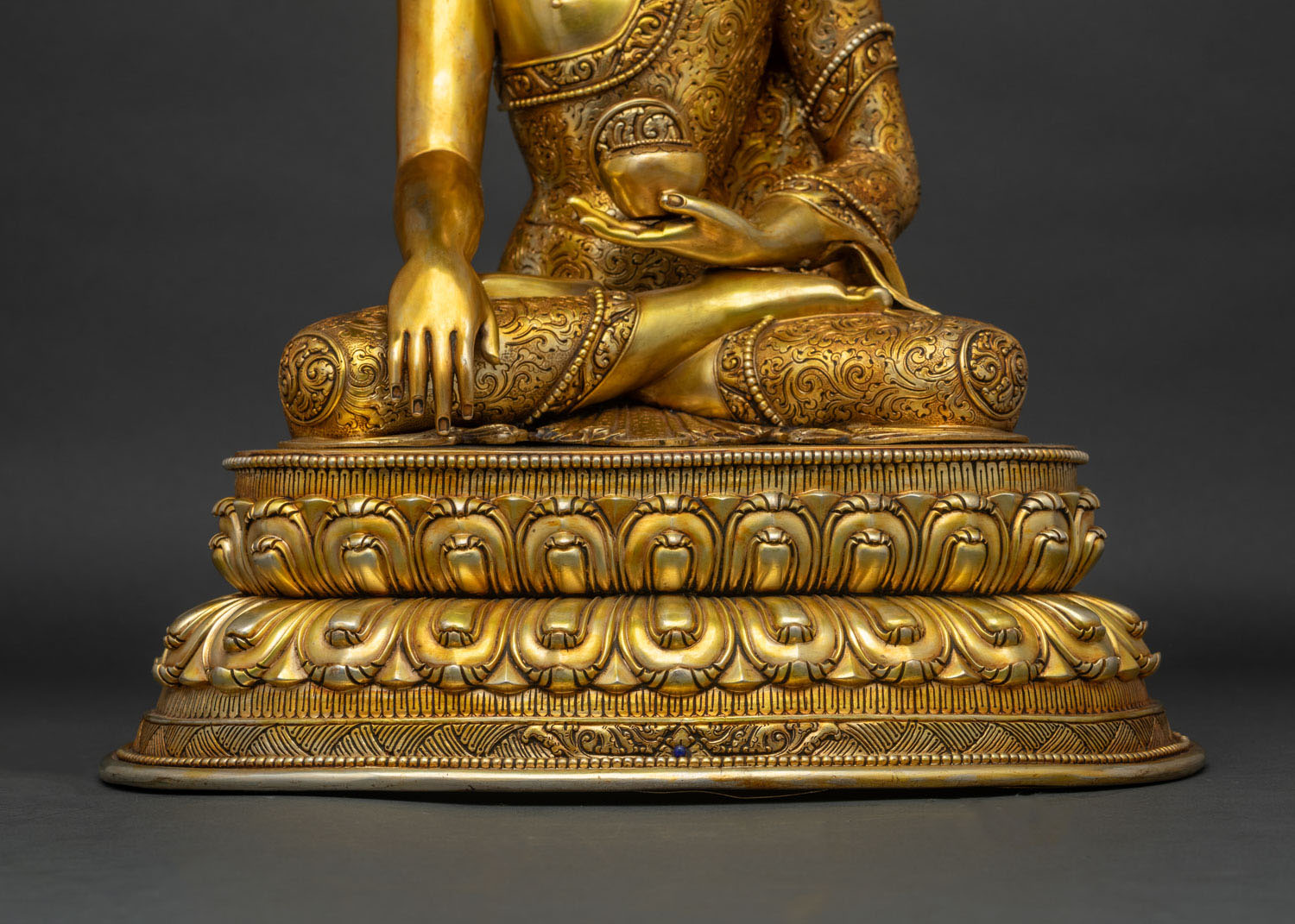 Buddha Shakyamuni Statue | Handcrafted Tibetan Buddhist Artwork
