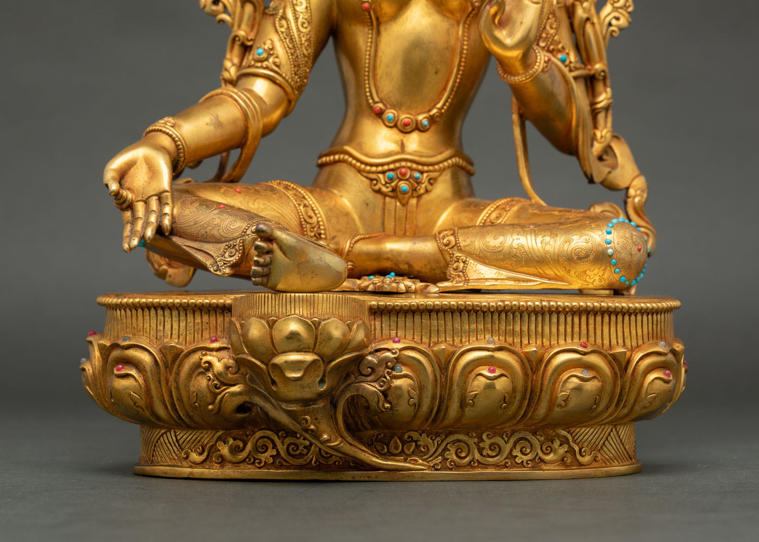 Green Tara Statue – Decorative & Spiritual Buddhist Figurine
