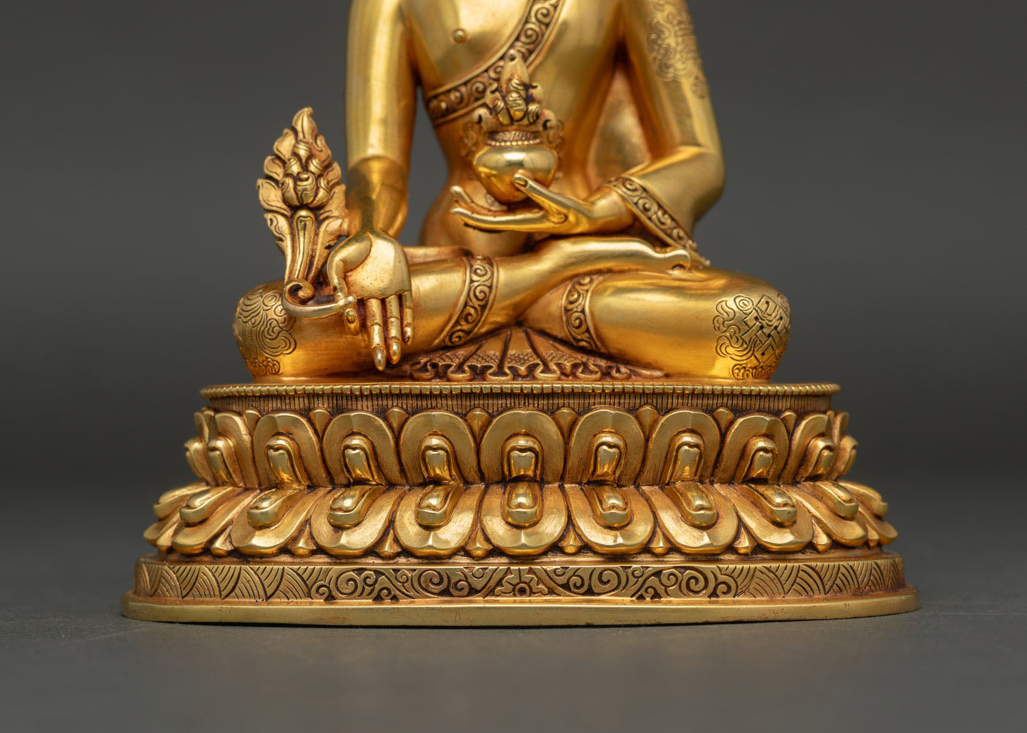 Sacred Medicine Buddha Statue – King of Lapis Lazuli Light
