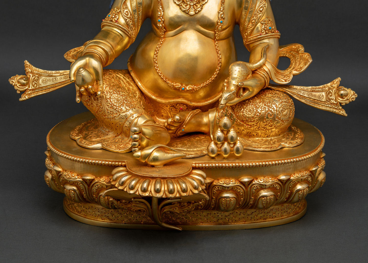 Exclusive Dzambhala Statue - Divine Guardian of Wealth and Fortune