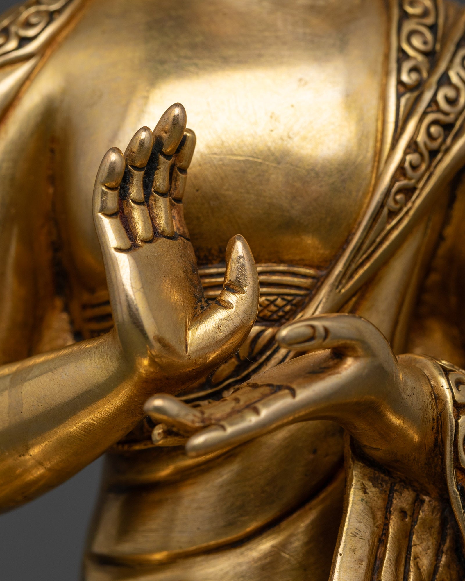 Nagarjuna: Master of Emptiness and Wisdom in Mahayana Buddhism