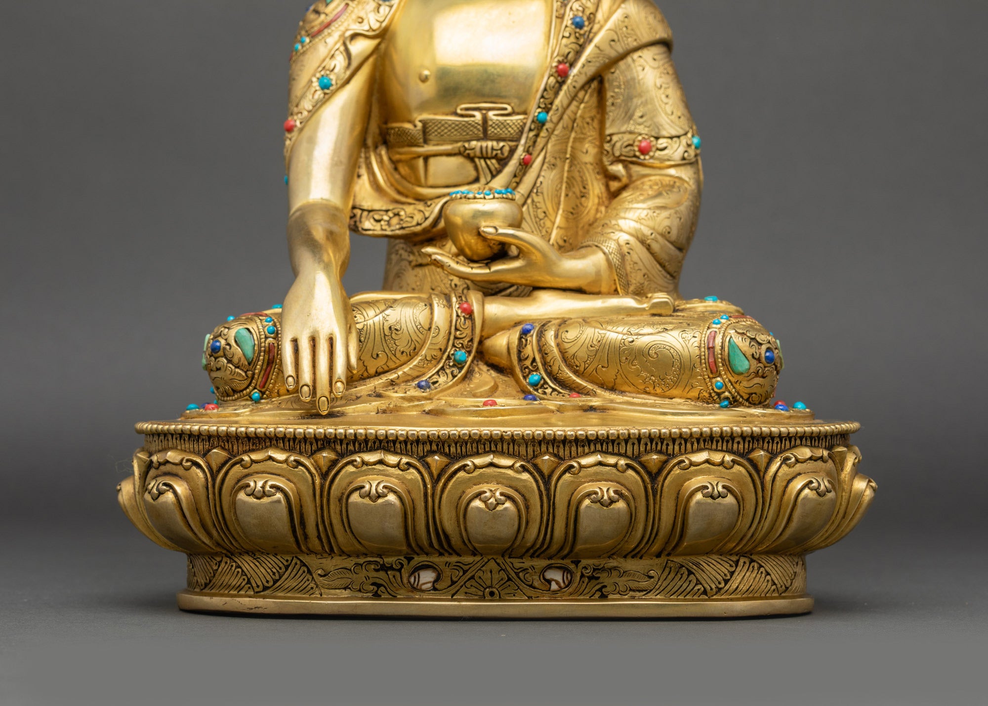 Shakyamuni Buddha Statue | Golden Lotus Meditation Icon from Nepal