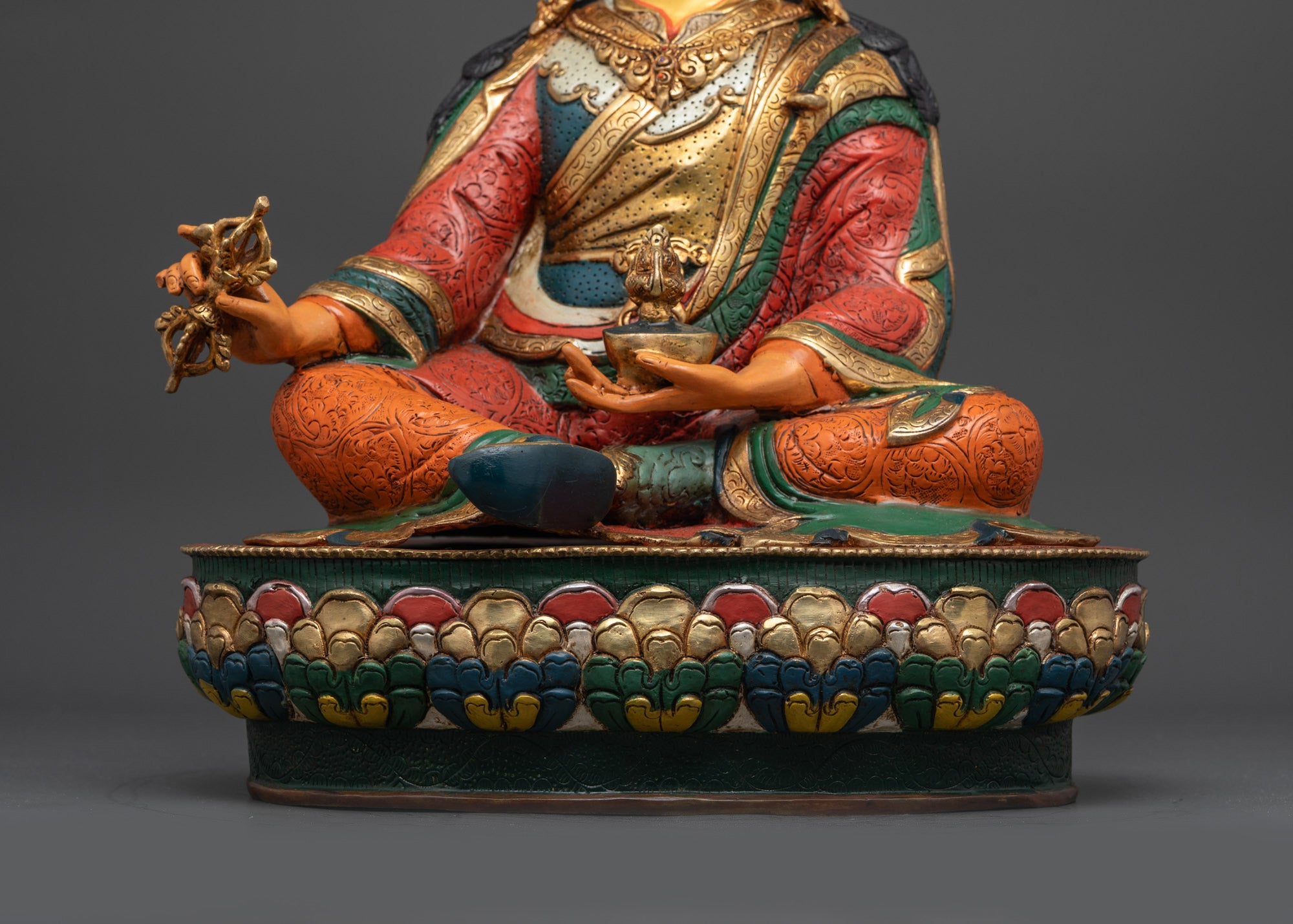 Guru Rinpoche Statue