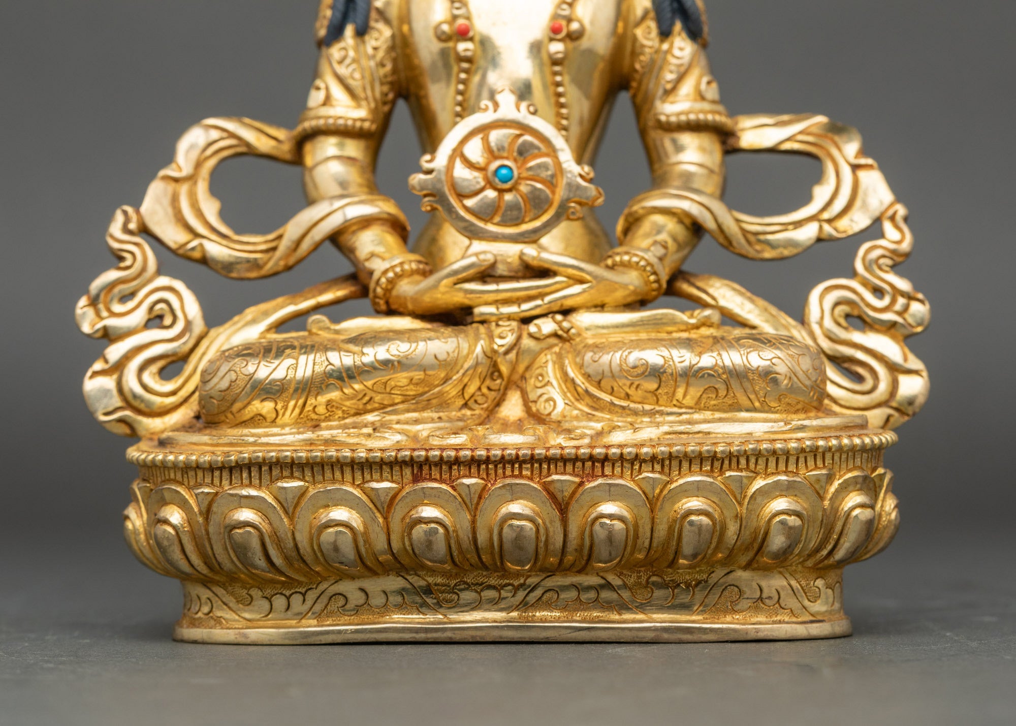 Vairocana Buddha Statue – Embodiment of Ultimate Truth and Reality
