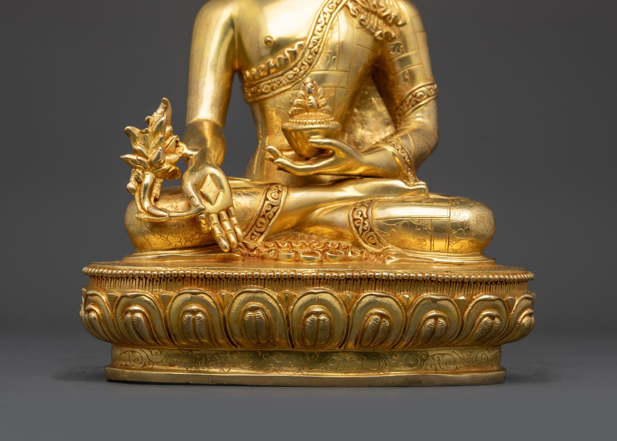 Medicine Buddha Statue
