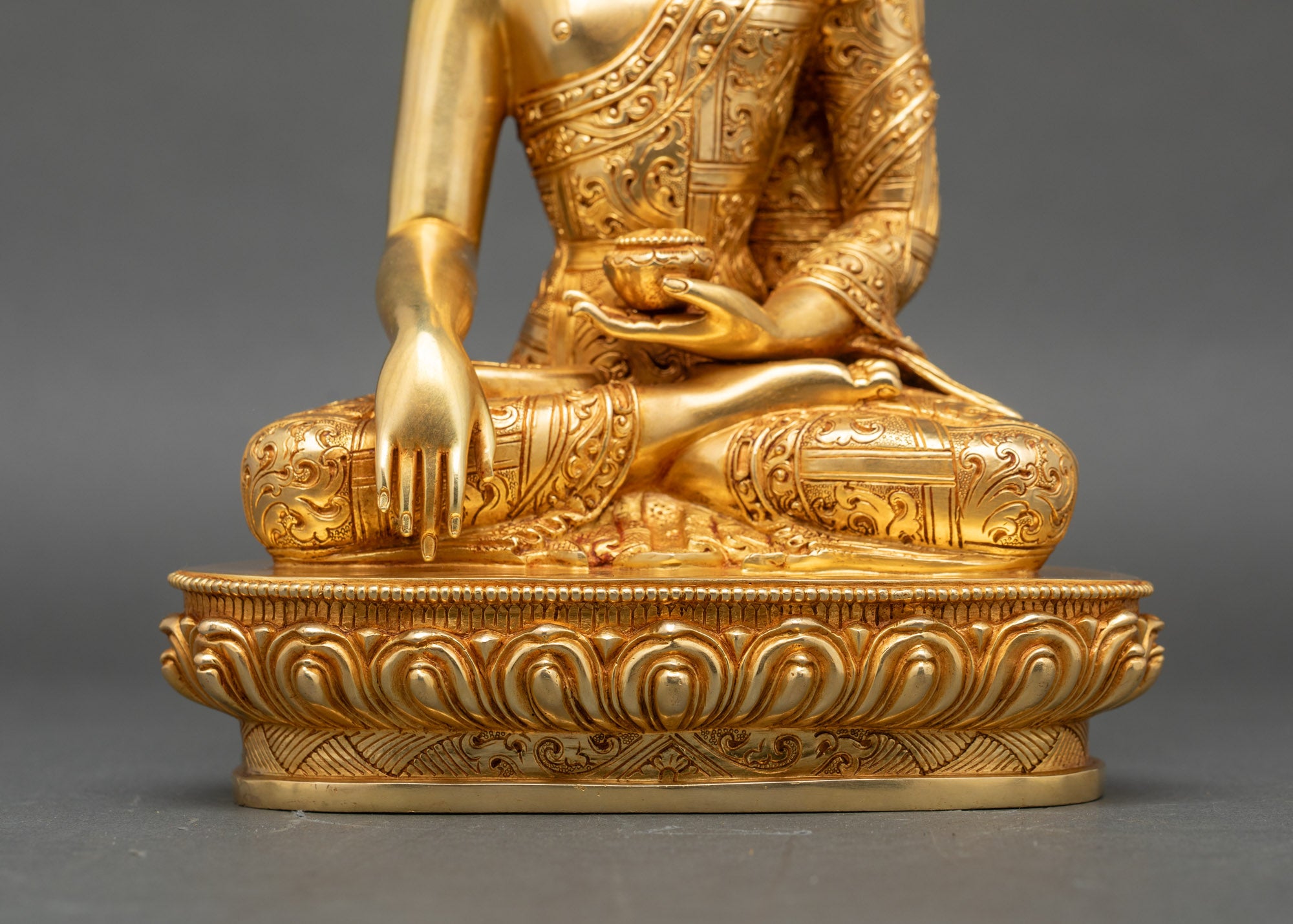 Seated Buddha Shakyamuni – Sacred Himalayan Altar Sculpture