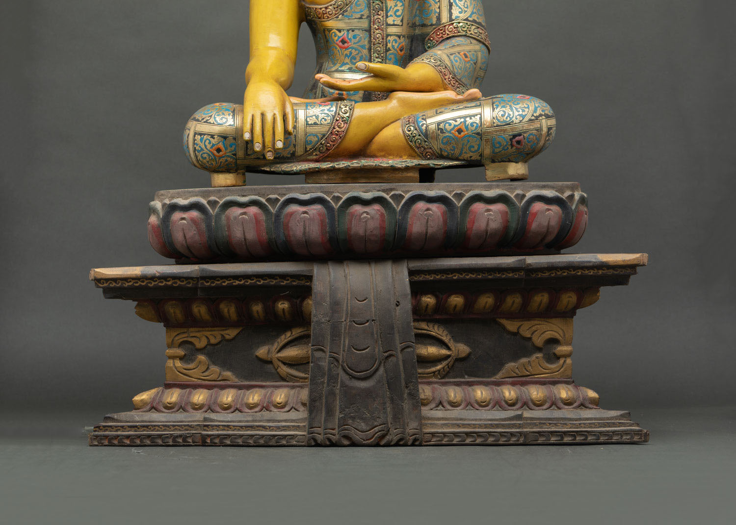 Shakyamuni Buddha Statue