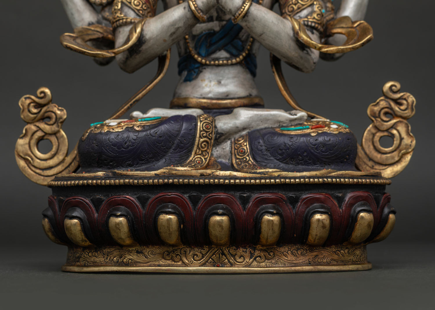Chenrezig Statue