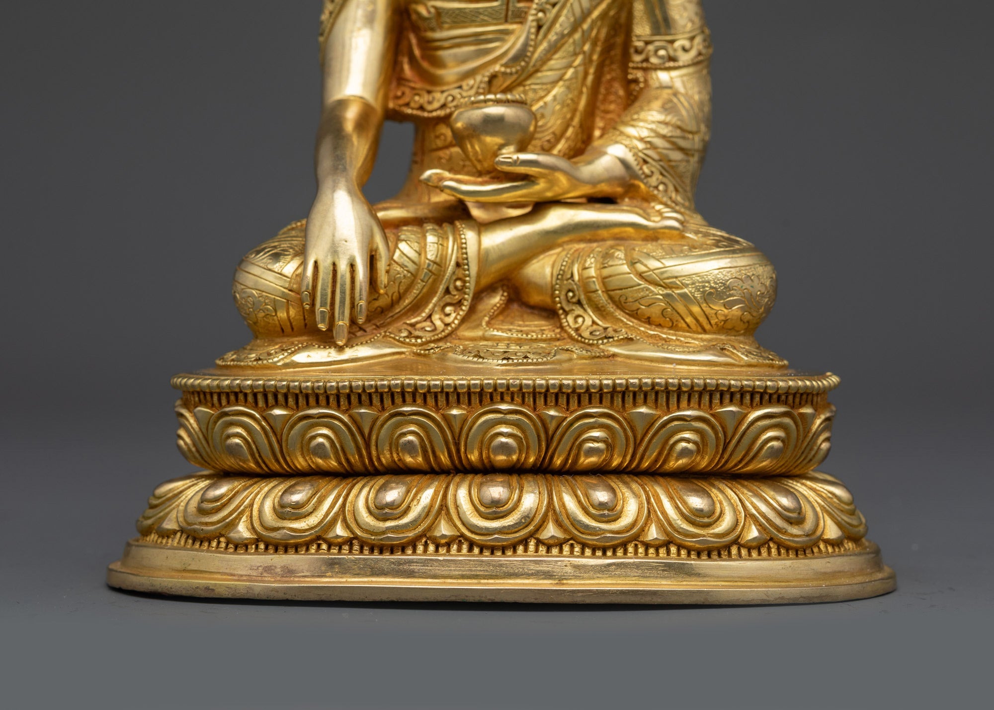 Shakyamuni Buddha Statue