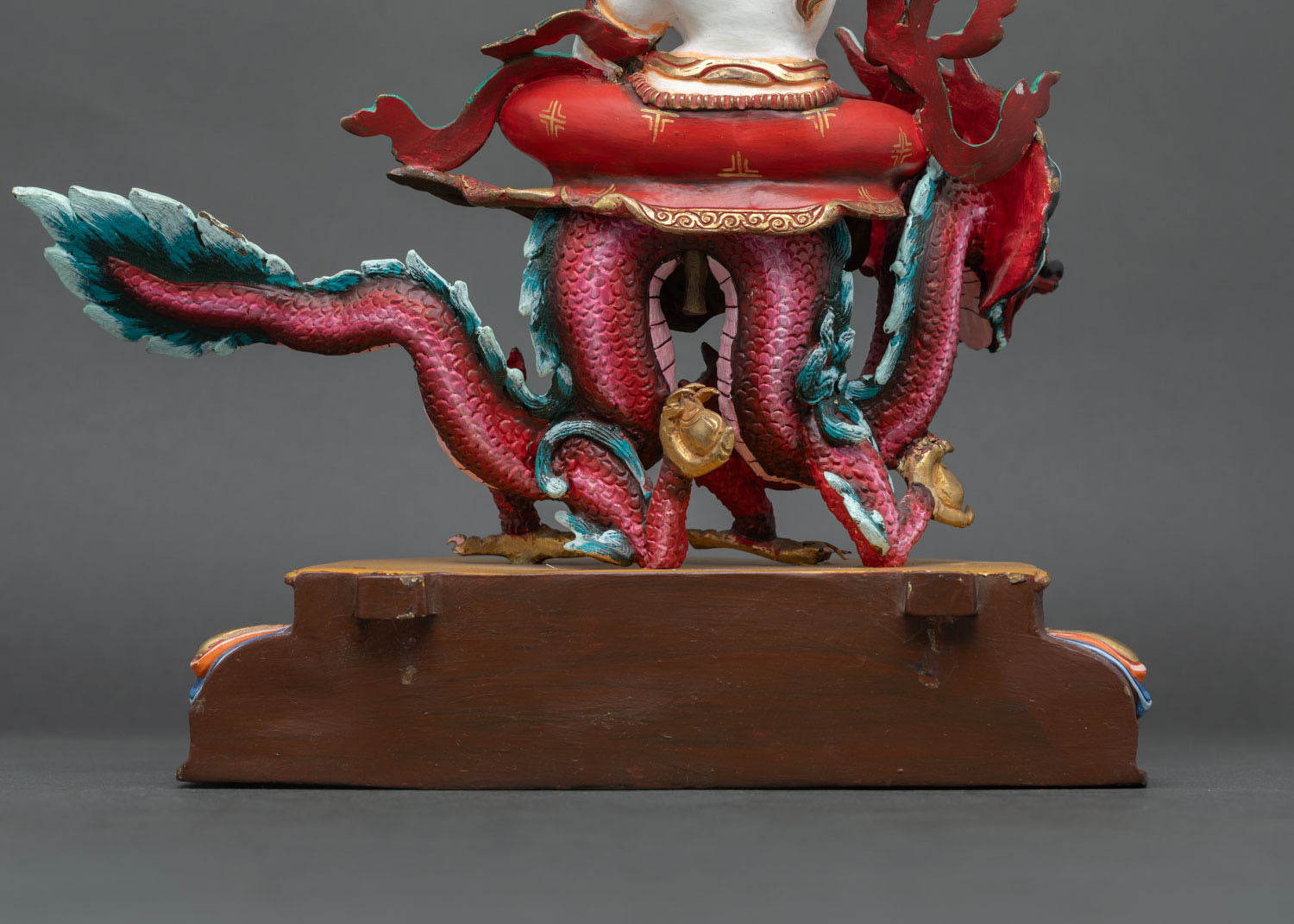 White Dzambhala Statue