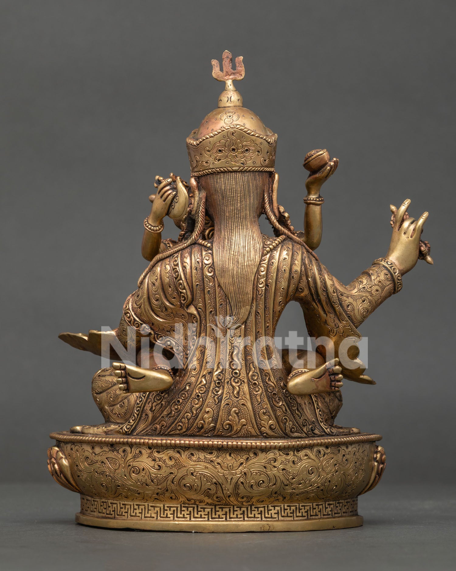 Guru Rinpoche With Consert Statue