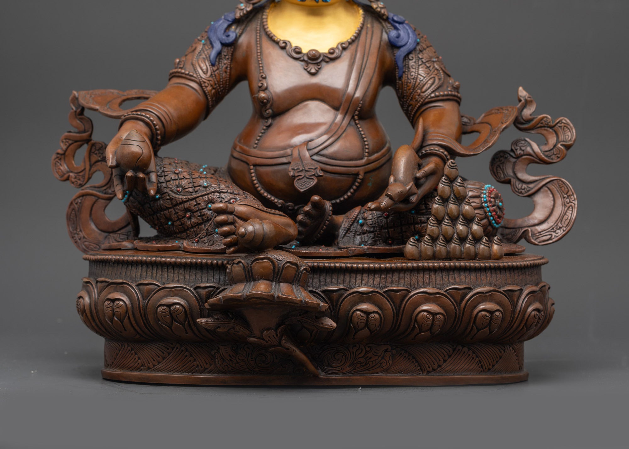 Handcrafted Yellow Dzambhala Statue – God of Wealth from Nepal