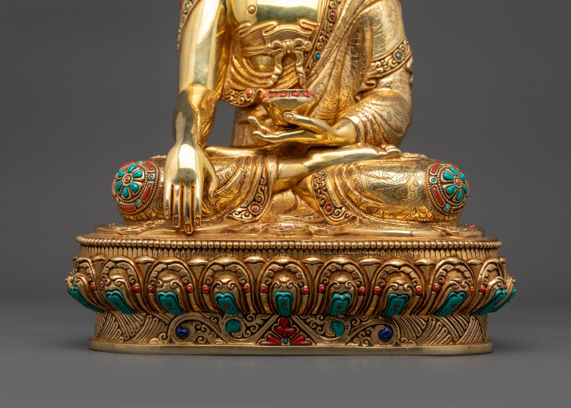 Shakyamuni Buddha Statue for Spiritual Practice | Buddhist Artwork