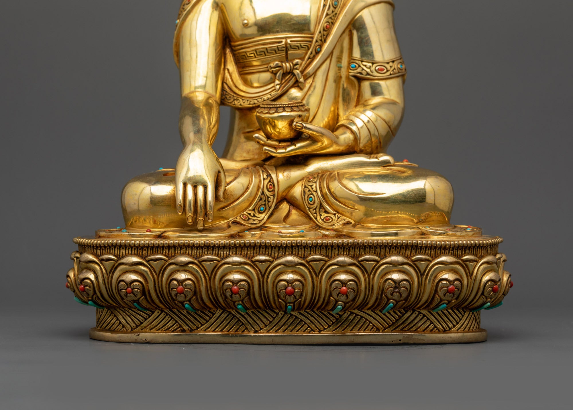 Golden Historical Buddha Shakyamuni Statue | Tibetan Nepalese Artwork