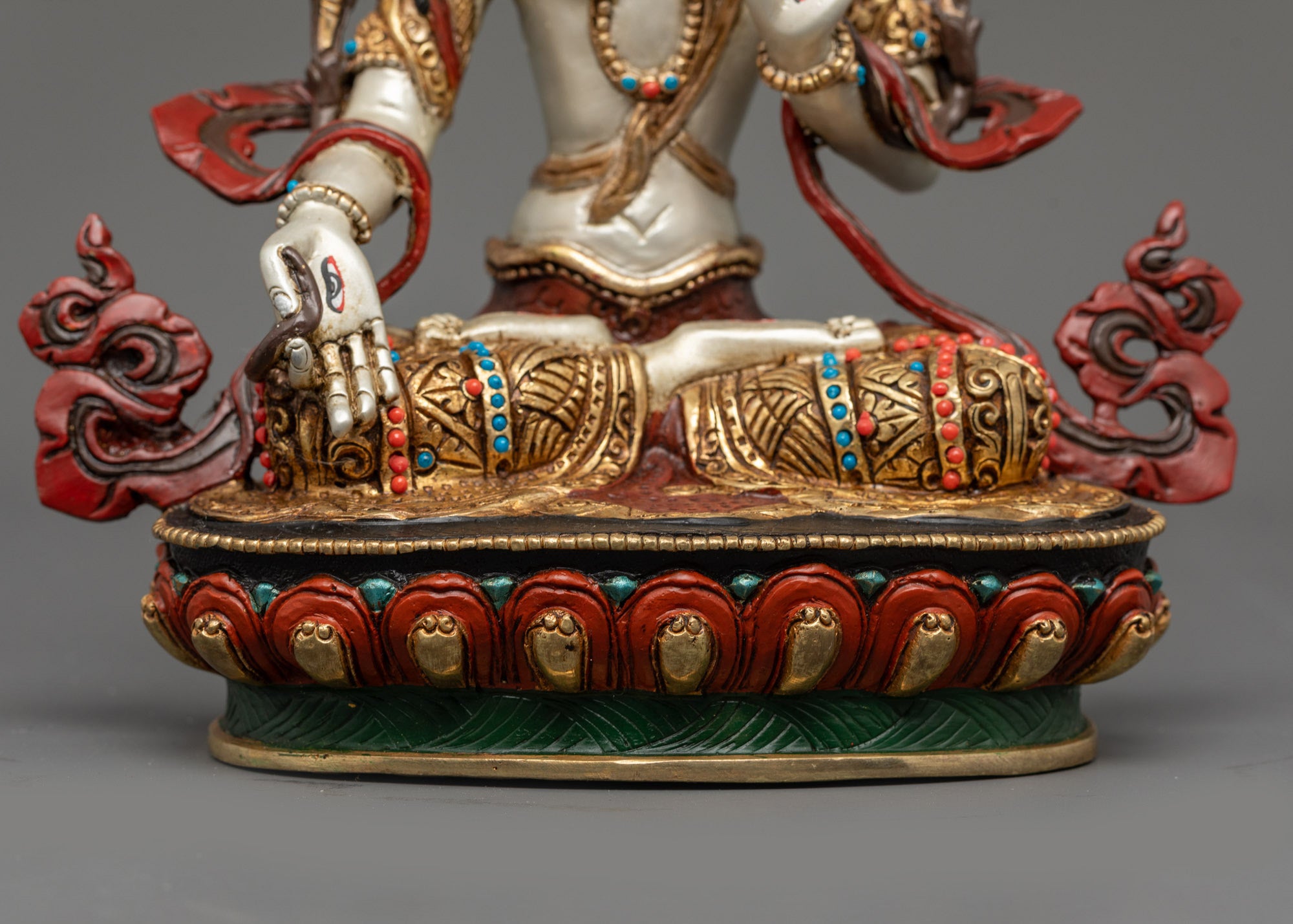 Goddess White Tara Statue | Healing and Protection in Buddhist Tradition