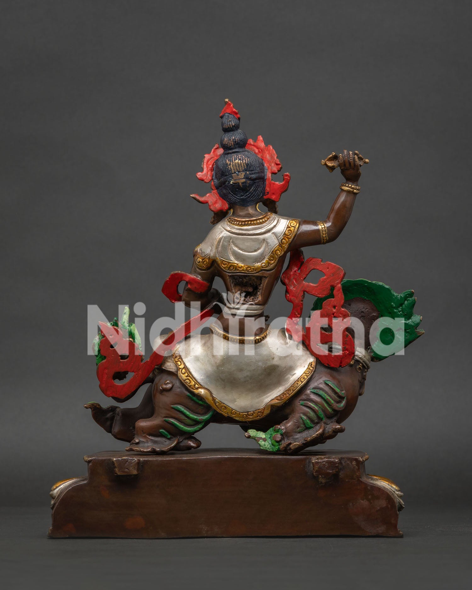 Tashi Tsheringma Statue – Embodying Longevity and Spiritual Strength