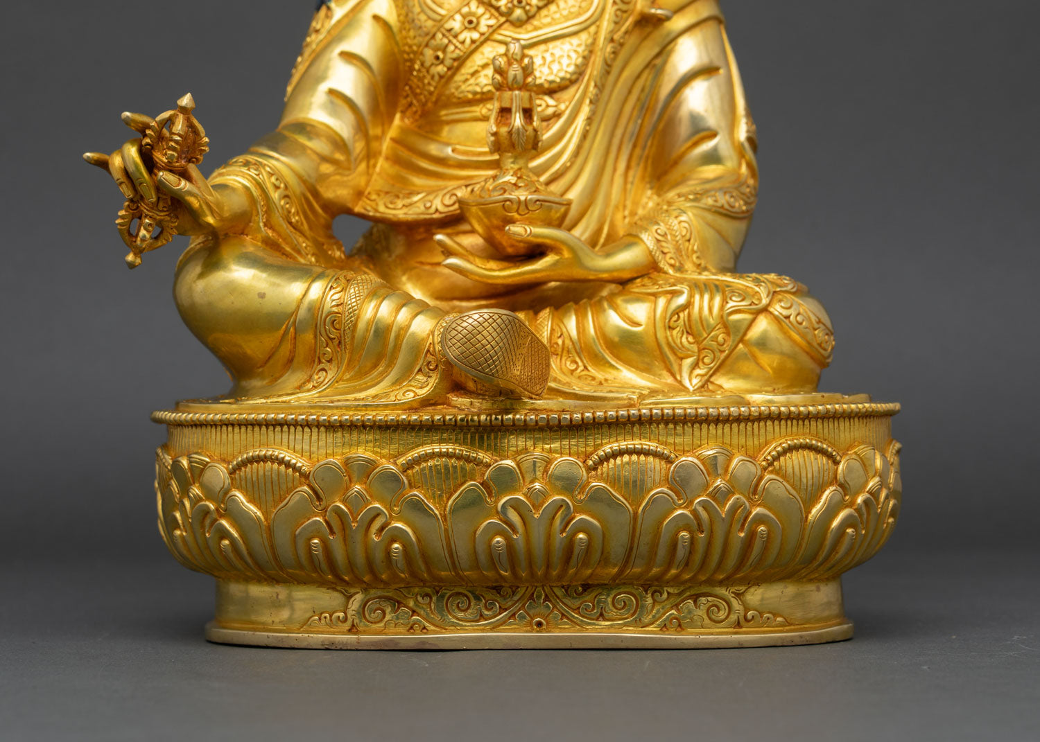 Guru Rinpoche Sculpture | Exquisite Buddhist Altar Statue