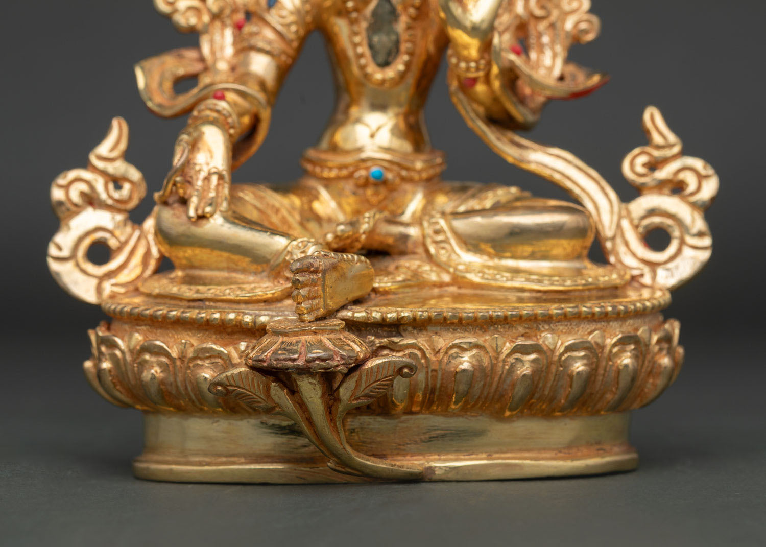 Green Tara Statue – Female Buddha of Liberation
