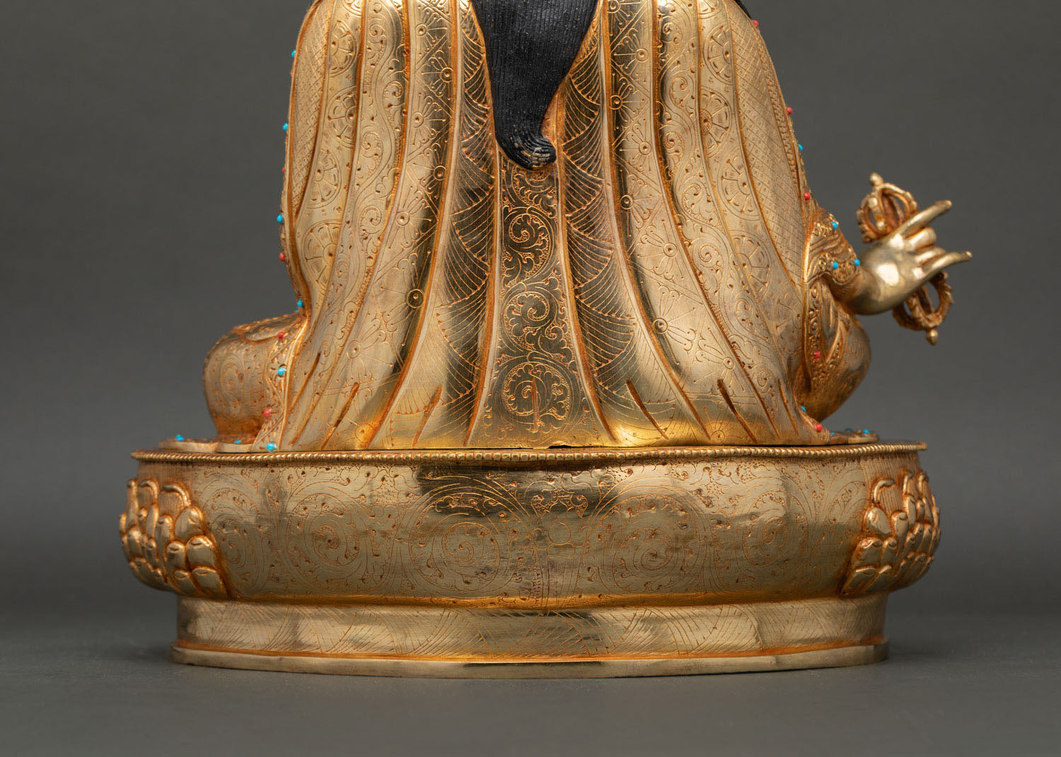 Guru Rinpoche Statue