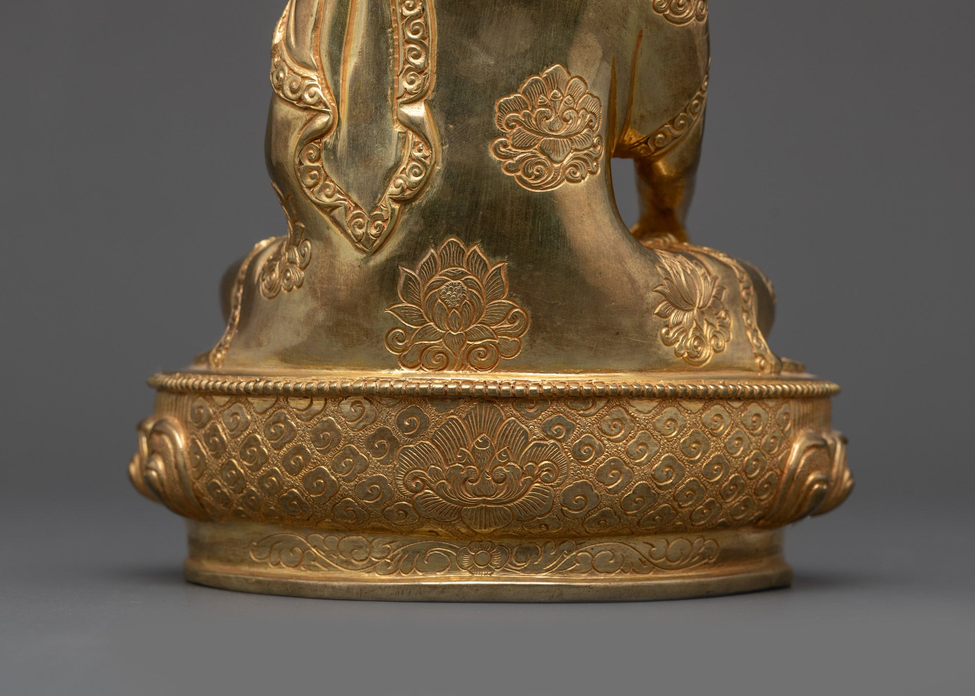 Buddha Shakyamuni Statue