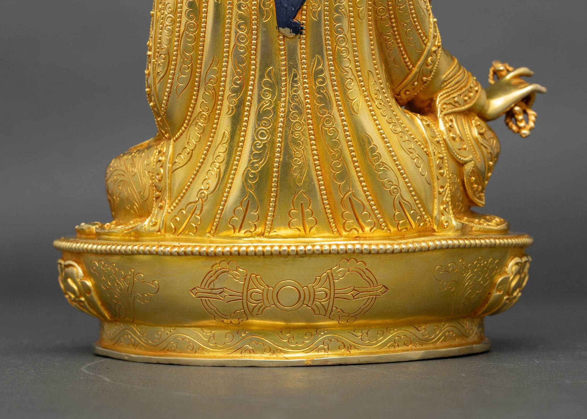 Exquisite Guru Rinpoche Statue | Perfect Gift for Spiritual Seekers