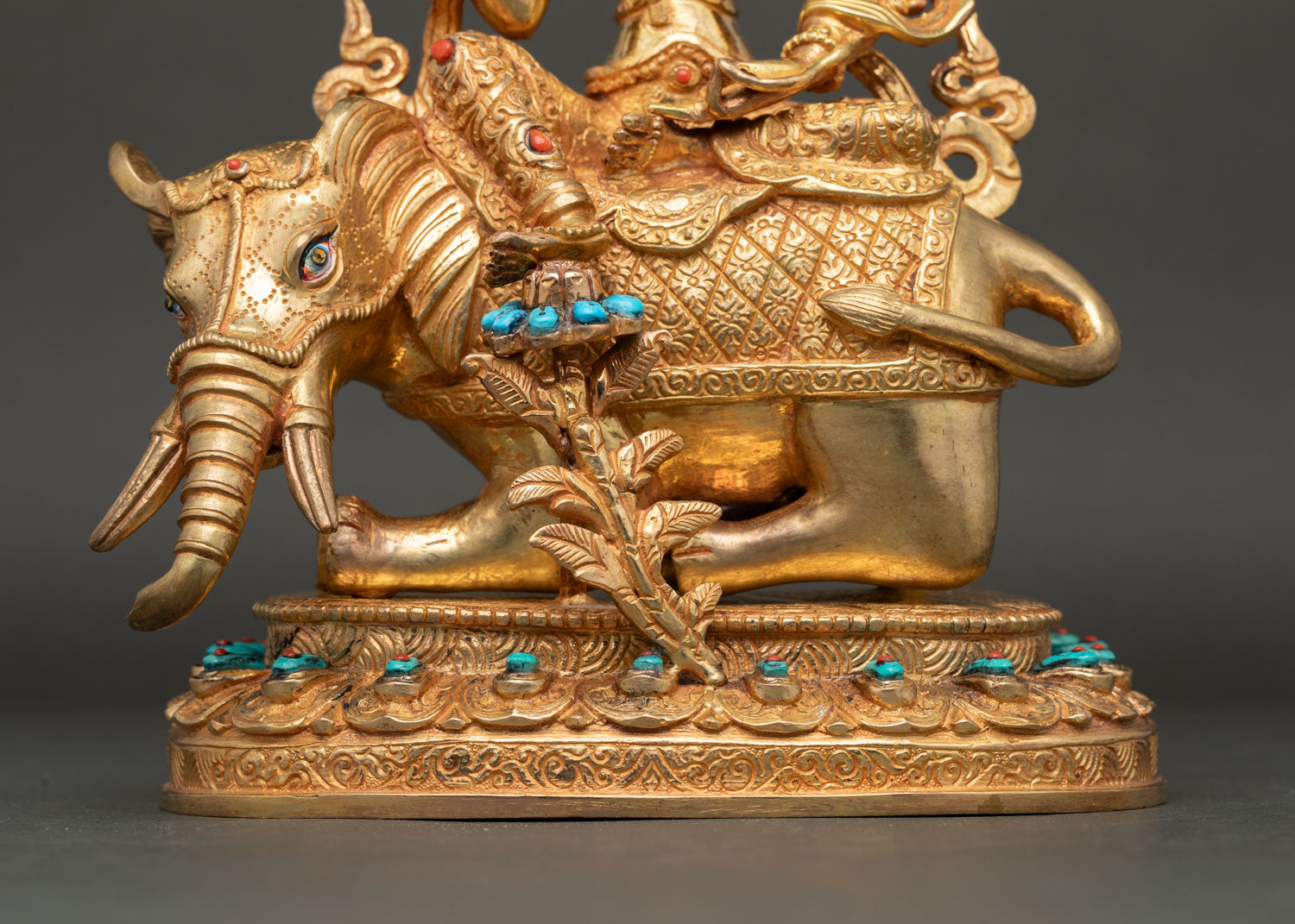 Samantabhadra Statue