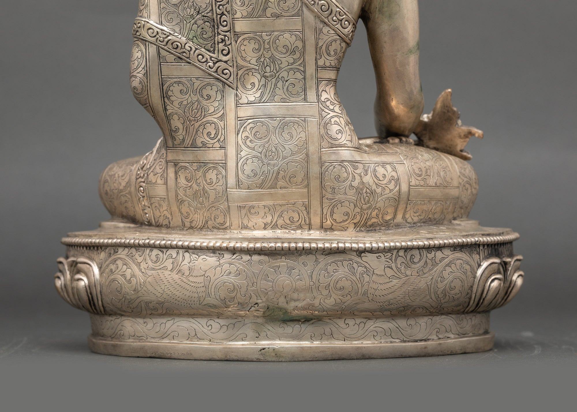 Medicine Buddha Statue