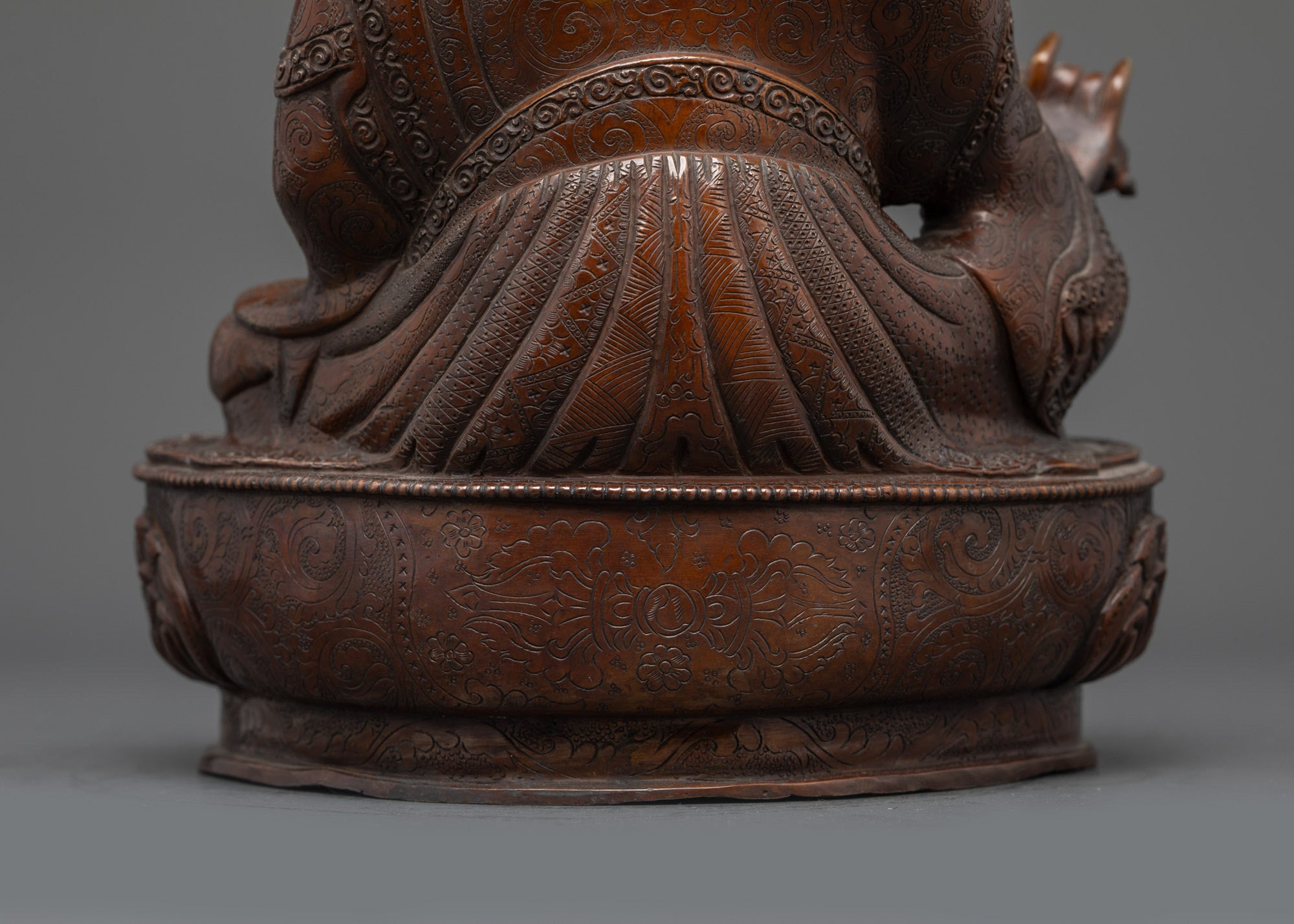 Guru Rinpoche Statue