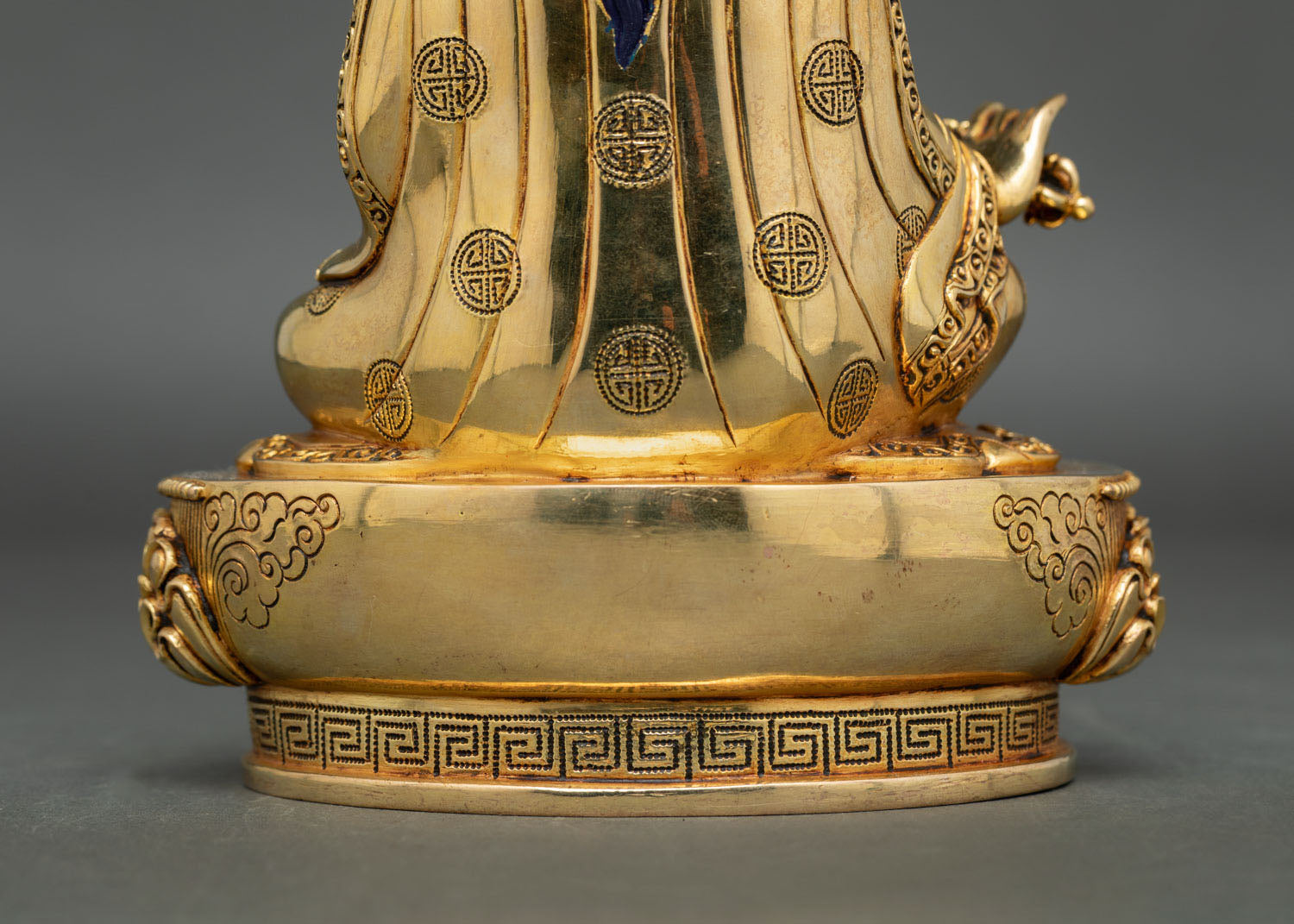 Guru Rinpoche Statue | Buddhist Hand-Carved Zen Decor