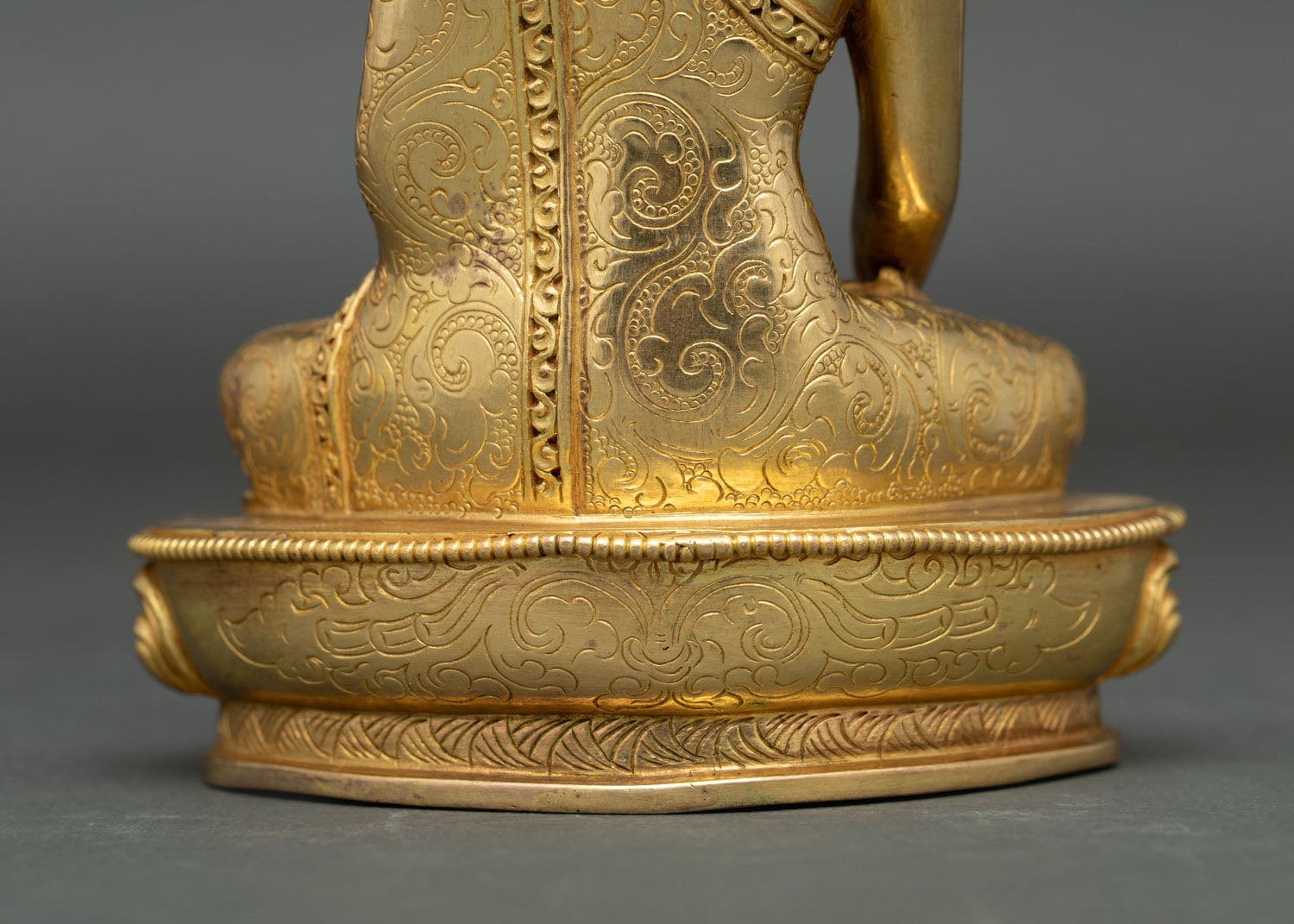 Buddha Shakyamuni Statue
