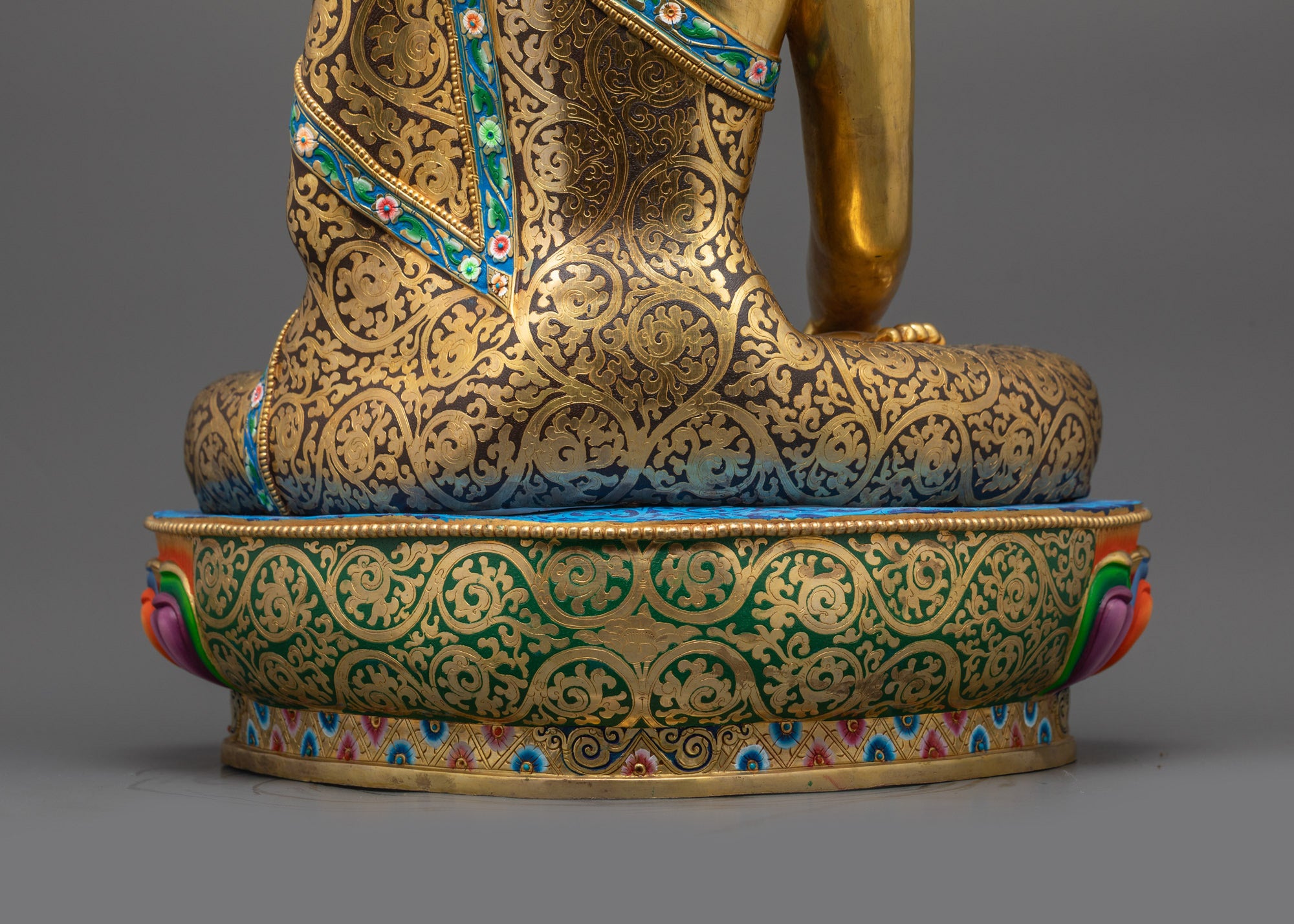 Premium Meditating Shakyamuni Buddha Statue | Tibetan Buddhist Artwork