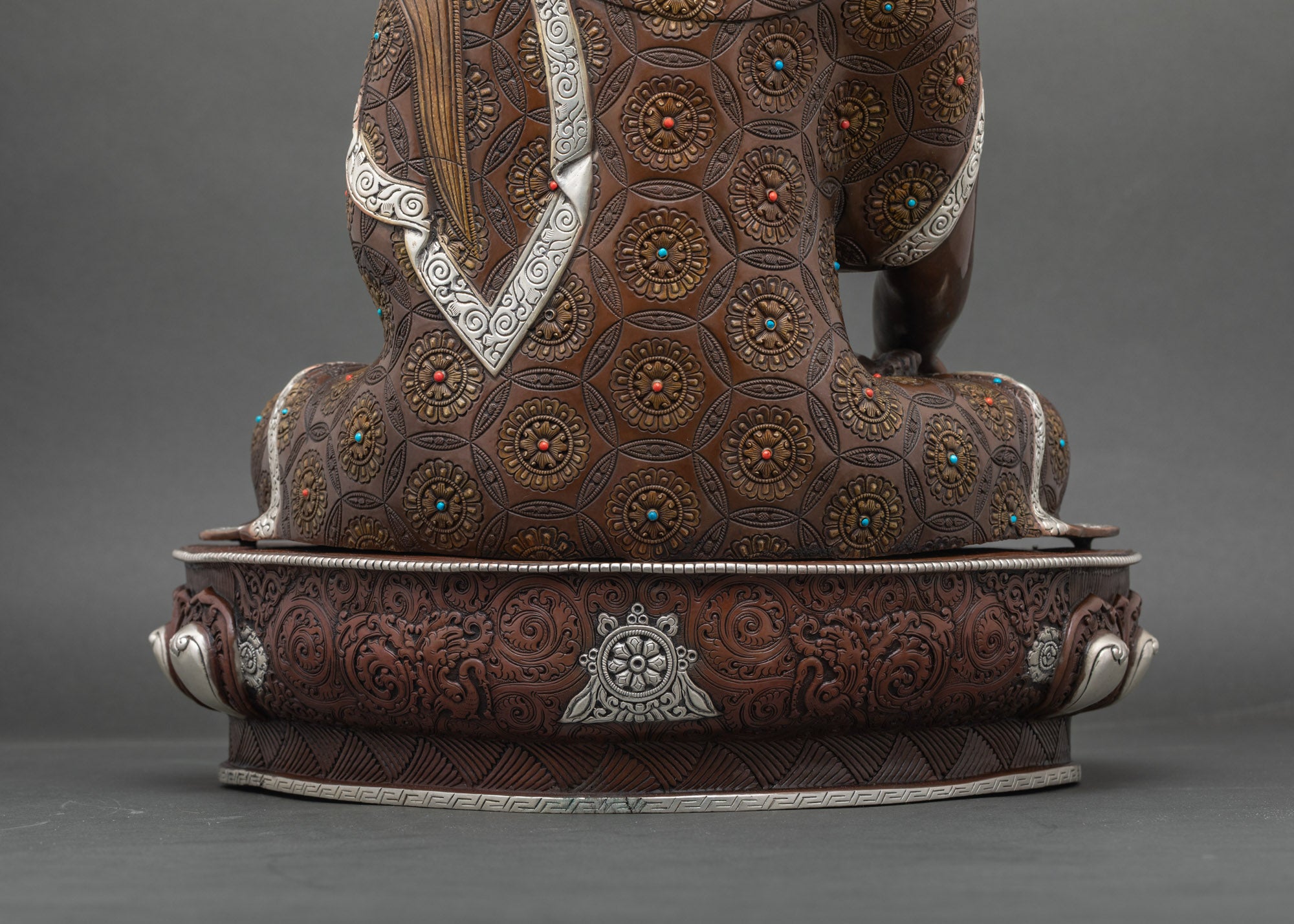 Enlightened Shakyamuni Buddha Sculpture | Nepalese Copper Artwork