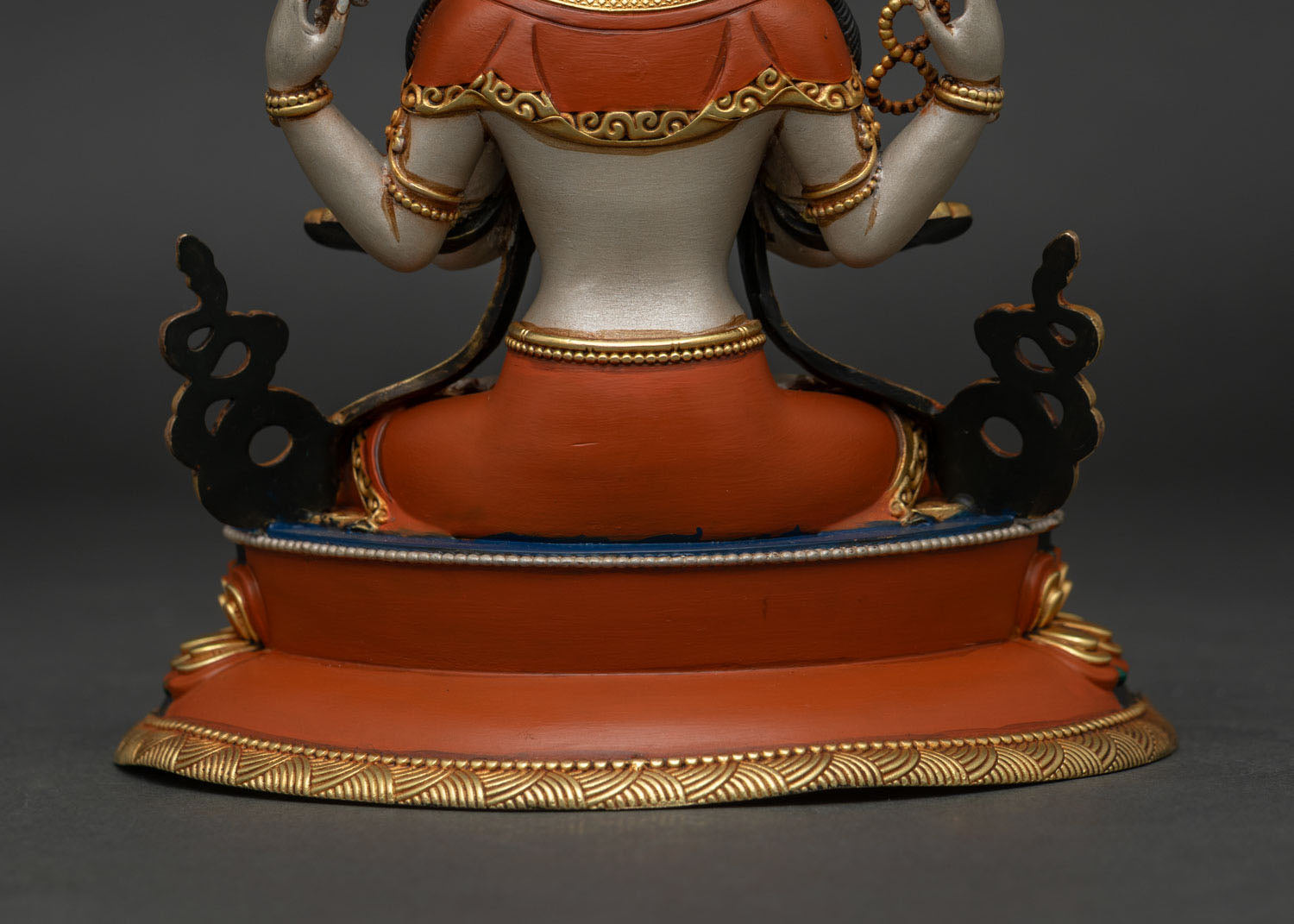 Chenrezig Statue – Four-Armed Compassionate Bodhisattva Sculpture