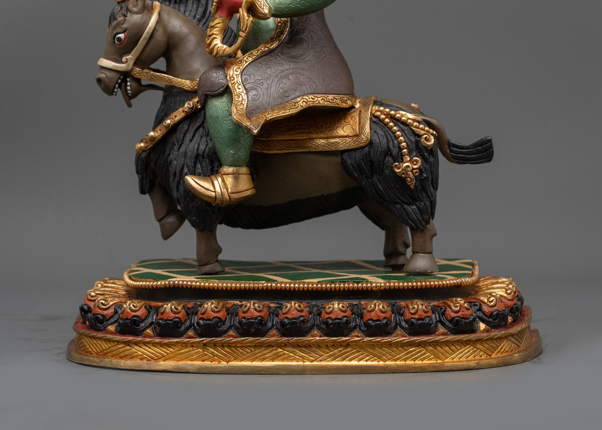 Damchen Garwa Nagpo Statue | Himalayan Wrathful Protector Deity