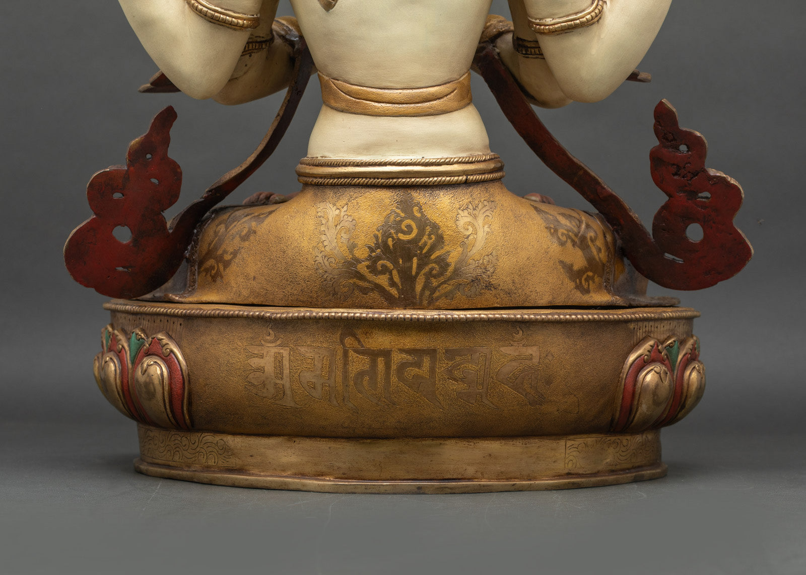 Beautiful Chenrezig Statue | Handmade Tibetan Buddhist Decor