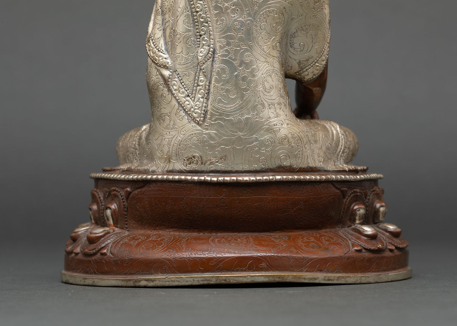Shakyamuni Buddha Statue – Traditional Nepalese Sacred Art