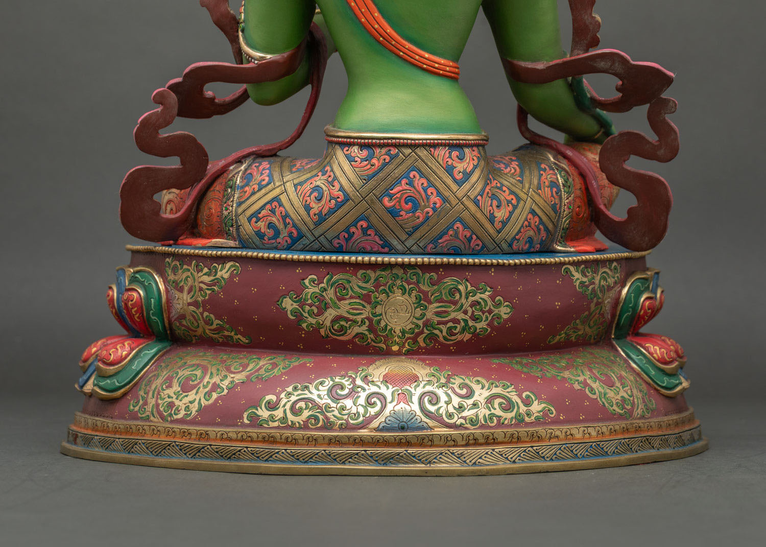 Green Tara Statue – Embodiment of Compassion & Fearlessness
