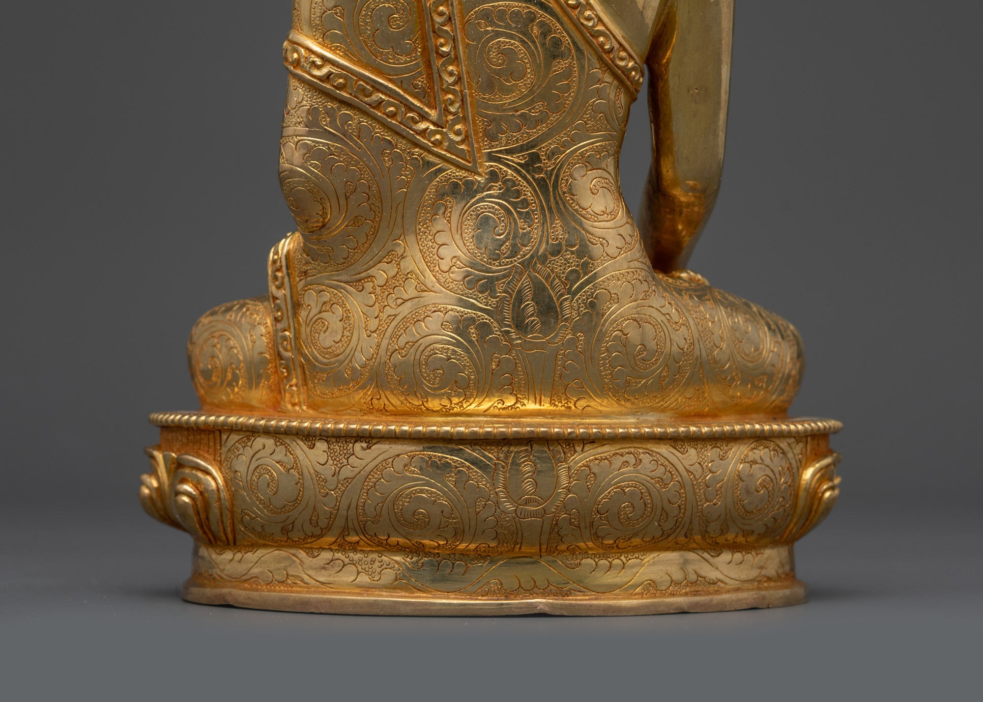 Shakyamuni Buddha Statue | Hand-Carved Meditation Figure for Altar