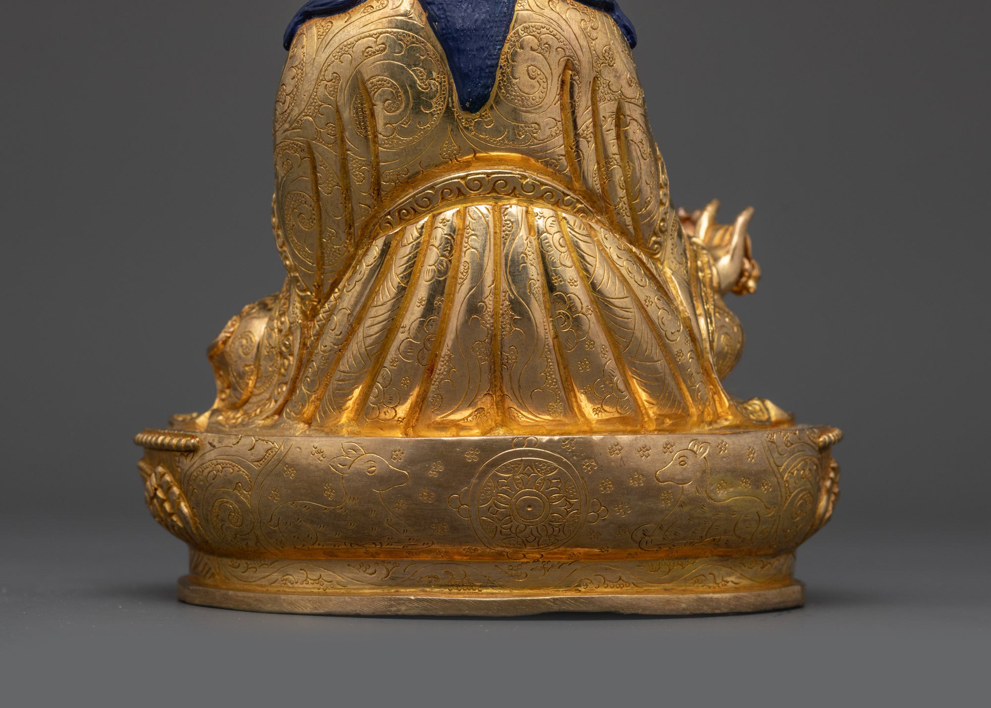 Guru Rinpoche Statue
