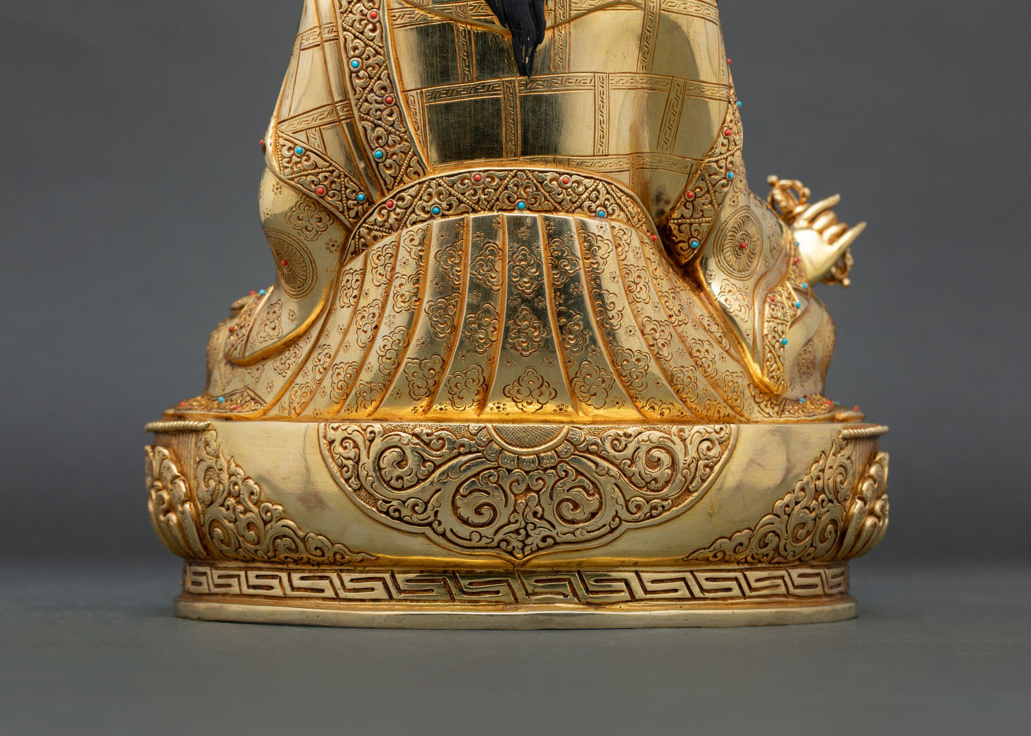 Guru Rinpoche Statue | Tibetan Vajrayana Buddhist Master