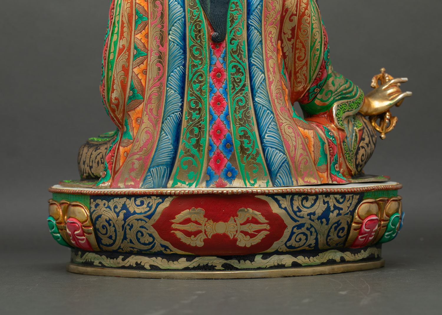 Enlightened Guru Rinpoche Statue | Buddhist Master Figurine